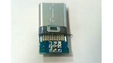 USB-Cのコネクター全体の写真